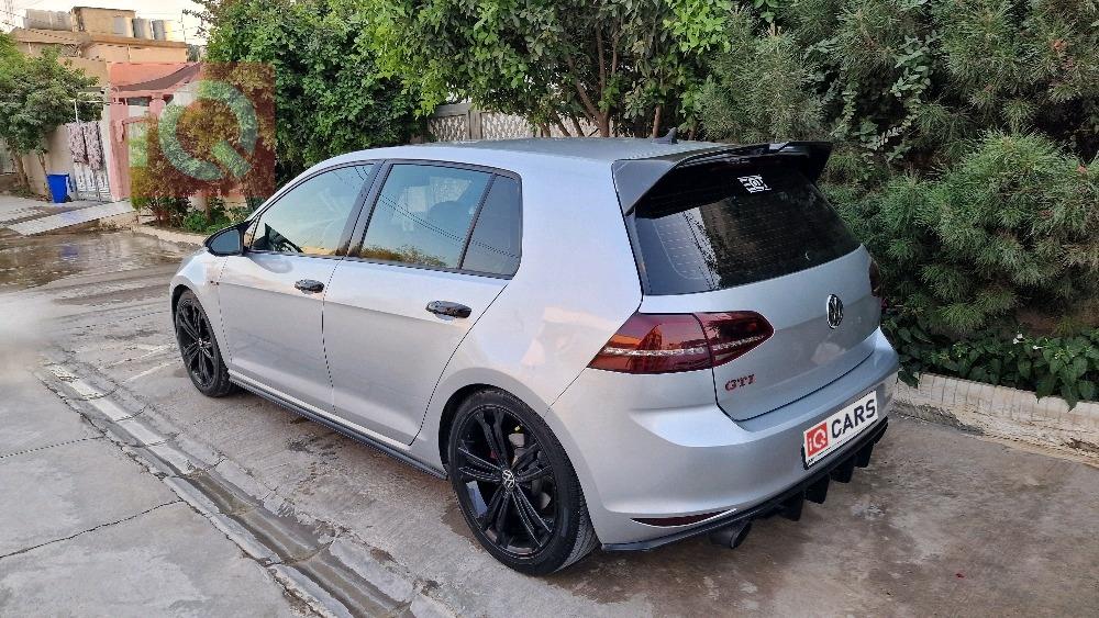 فولكسفاغن جولف